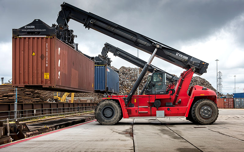 solent stevedores ramps up rail freight southampton